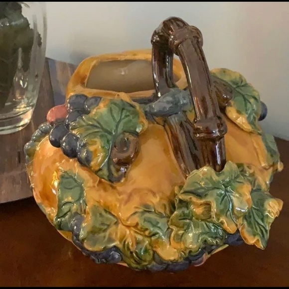 Grape Grapevine Leaves Ceramic Pitcher - Picture 3 of 5